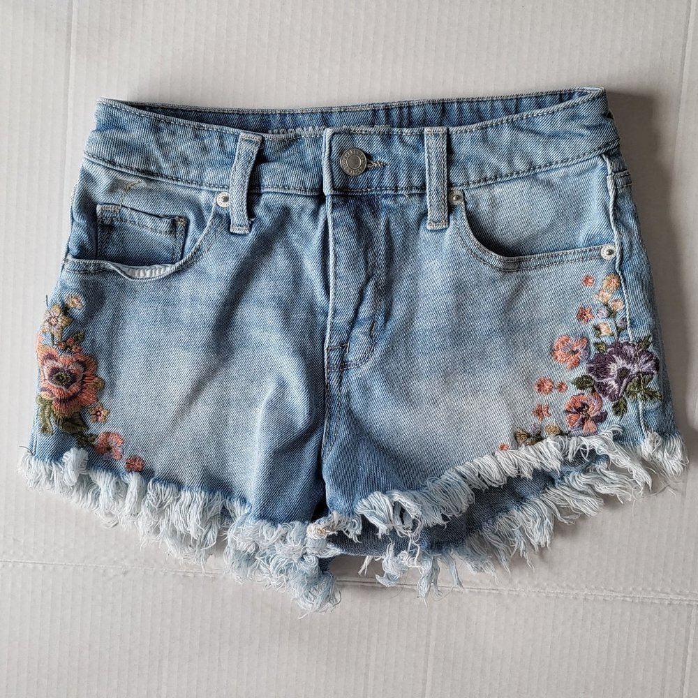 Distressed Denim Embroidered Hi-Rise Cut-Off Shorts Size 0